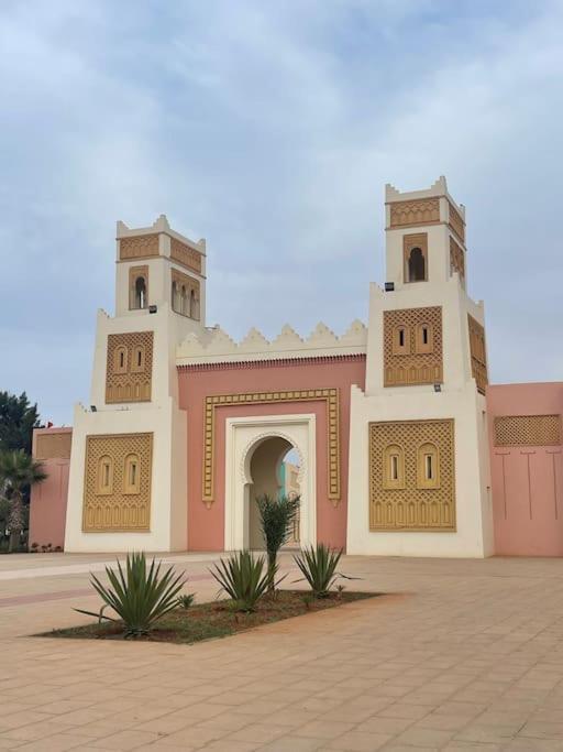 Appartement En Residence + Grande Terrasse Sur Le Toit Saidia Exterior photo