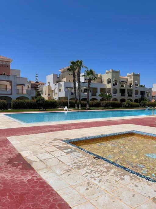 Appartement En Residence + Grande Terrasse Sur Le Toit Saidia Exterior photo